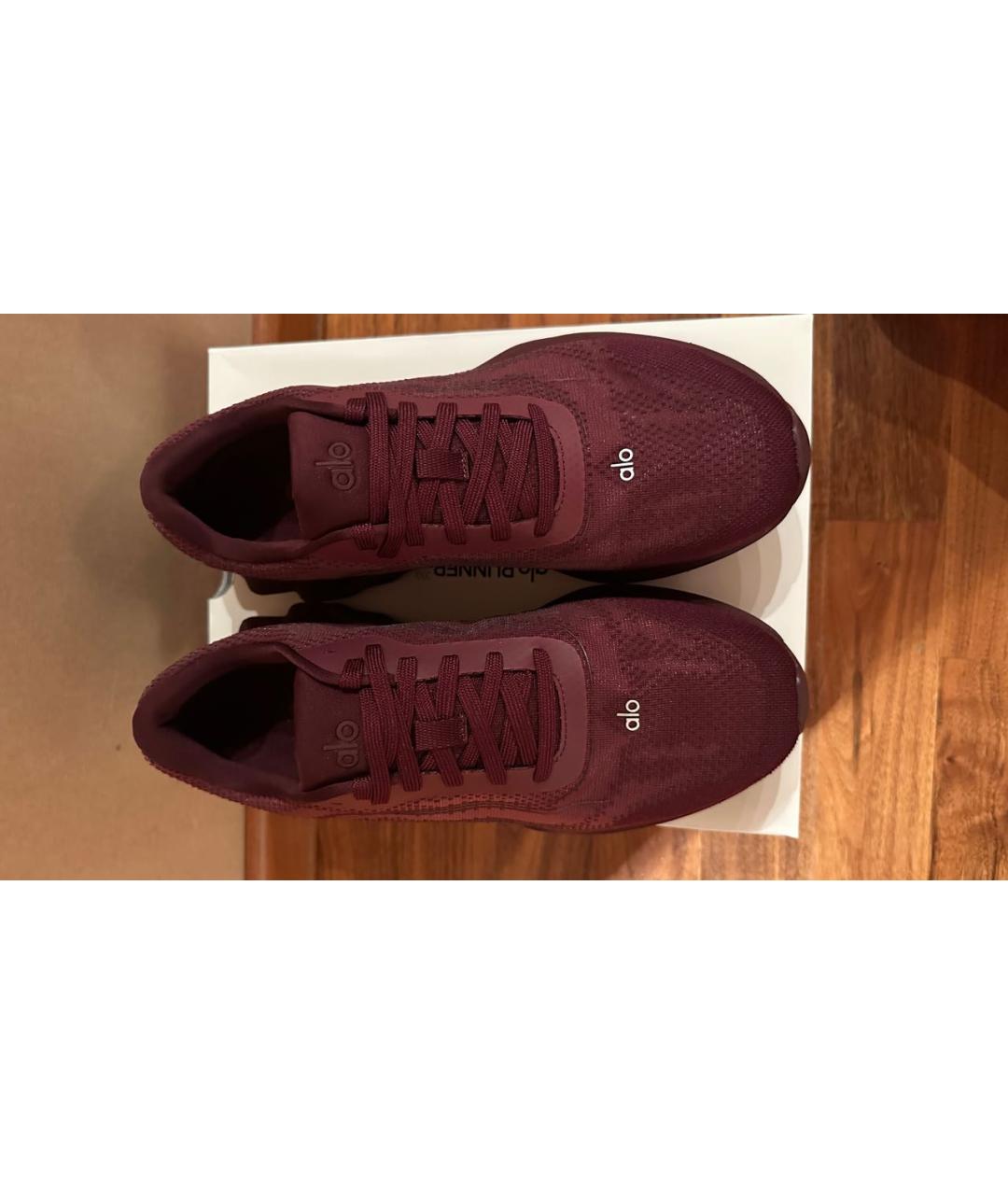 ALO YOGA Бордовые текстильные кроссовки, фото 3