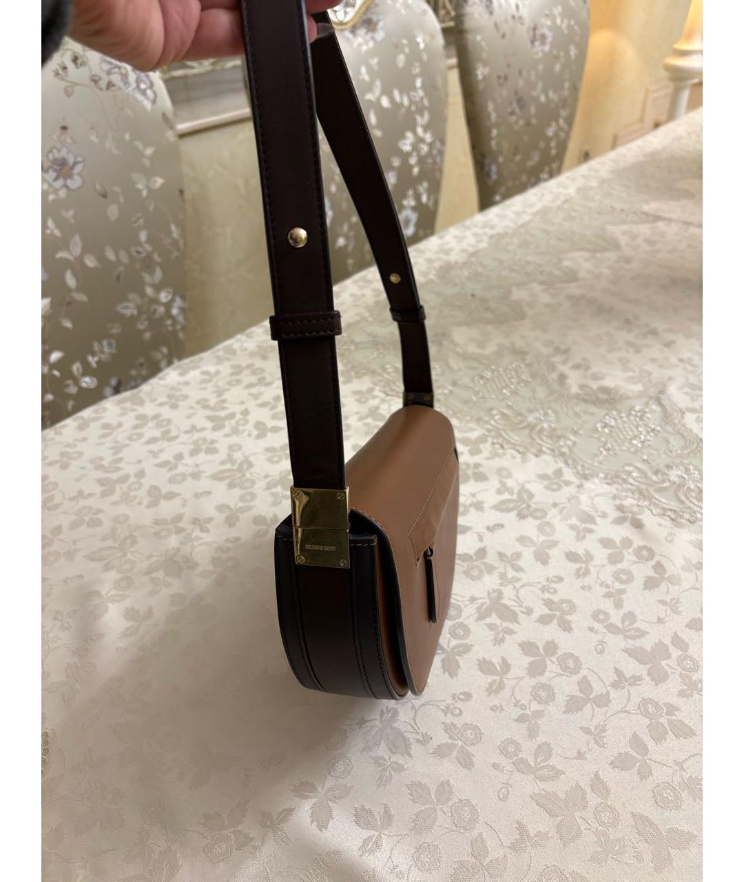 BURBERRY Коричневая кожаная сумка с короткими ручками, фото 4