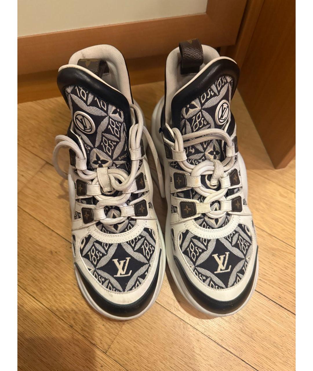 LOUIS VUITTON Белые кожаные кроссовки, фото 2