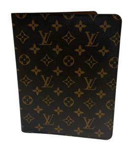 LOUIS VUITTON Обложка/футляр