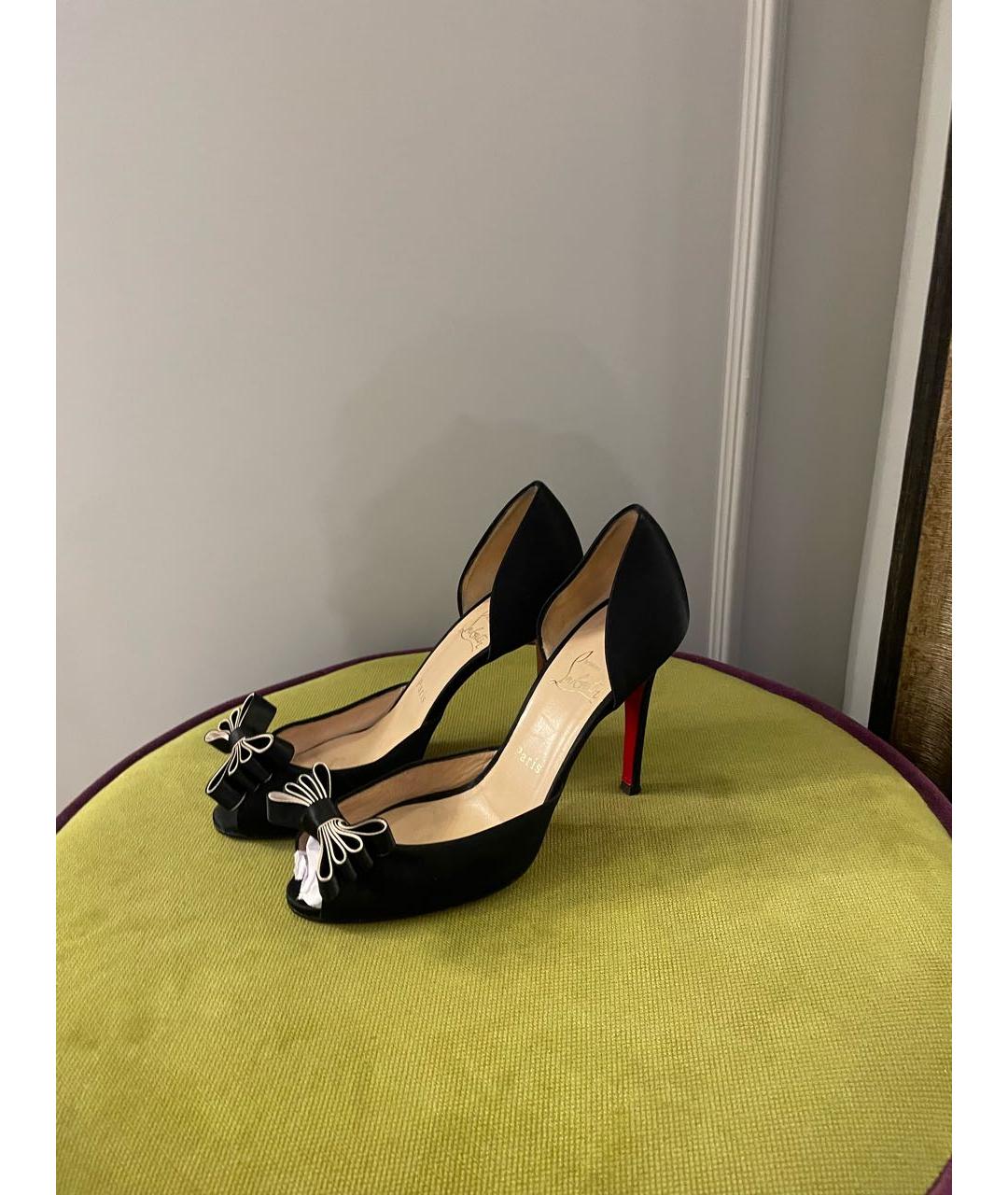 CHRISTIAN LOUBOUTIN Черные бархатные туфли, фото 3