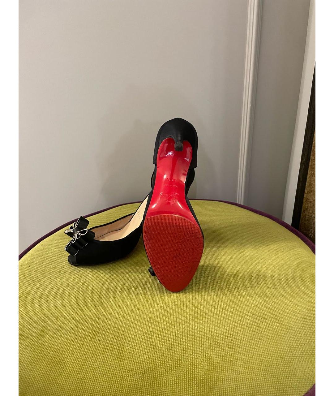 CHRISTIAN LOUBOUTIN Черные бархатные туфли, фото 4