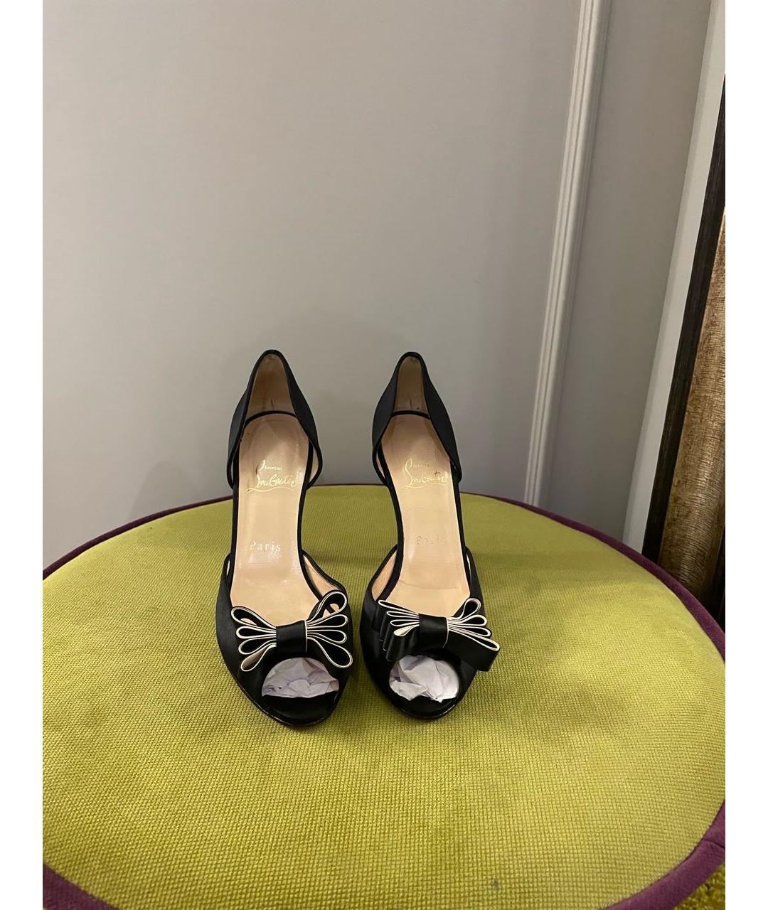 CHRISTIAN LOUBOUTIN Черные бархатные туфли, фото 2