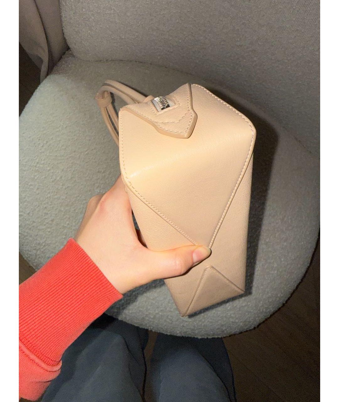 ALAIA Бежевая кожаная сумка с короткими ручками, фото 5