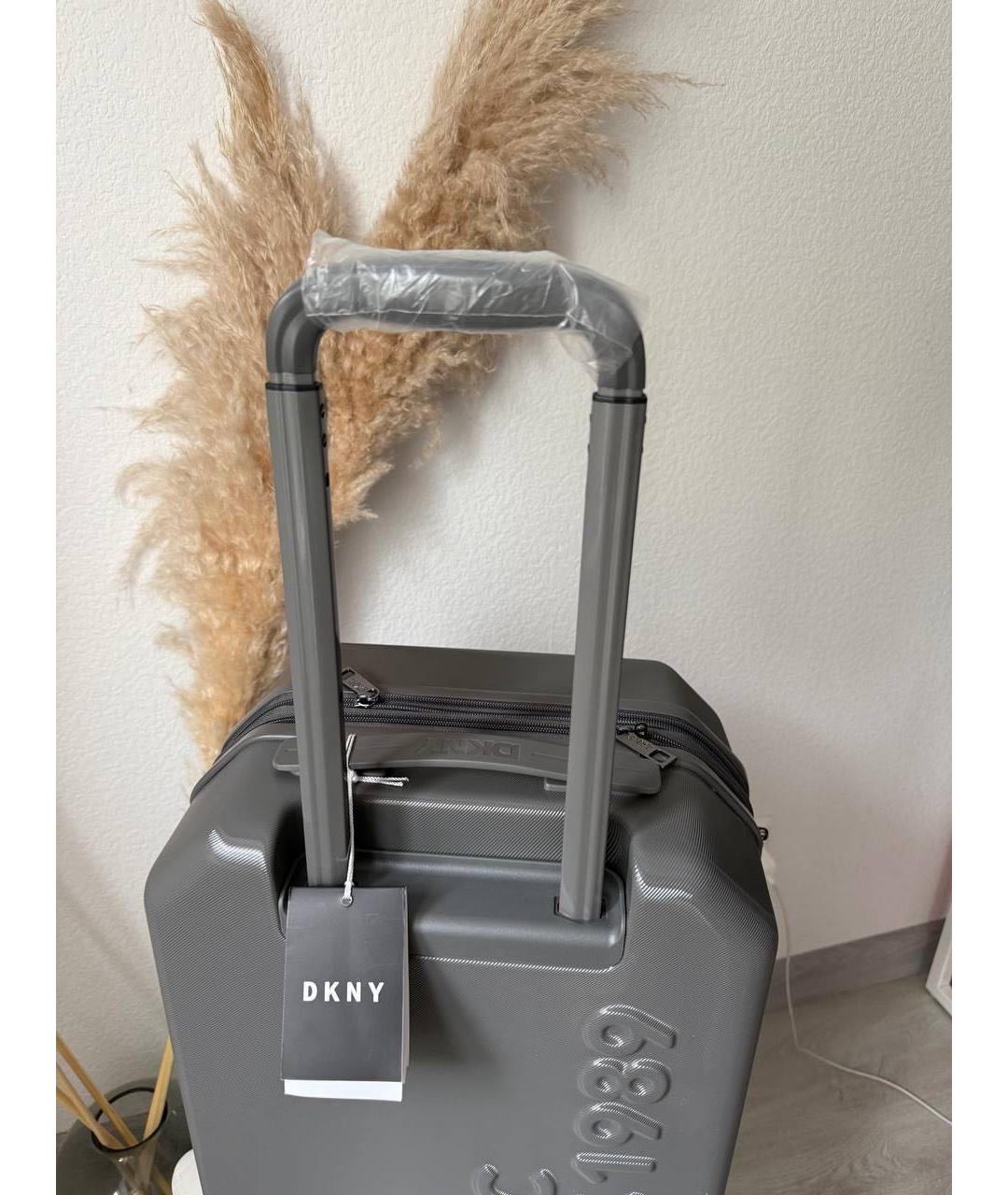 DKNY Серый чемодан, фото 5