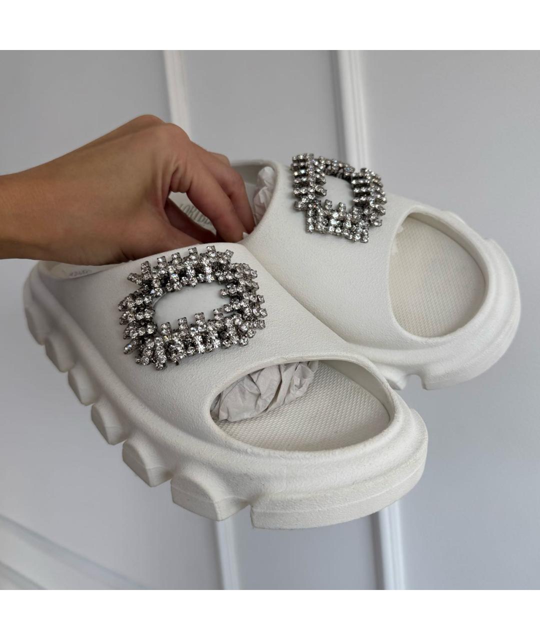 BLUGIRL Белые резиновые шлепанцы, фото 8