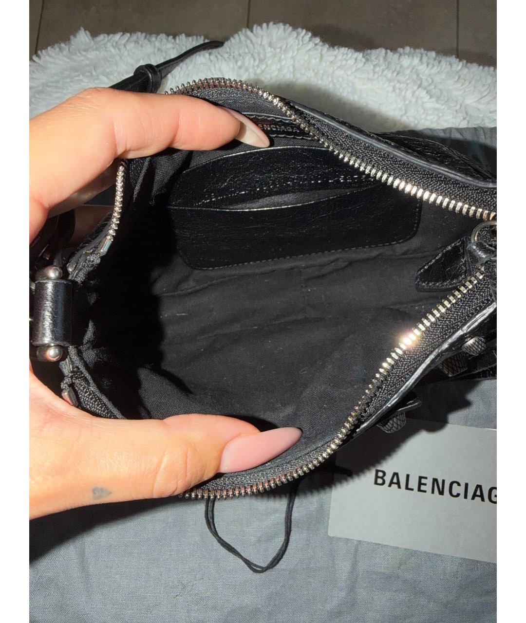 BALENCIAGA Черная кожаная сумка через плечо, фото 6