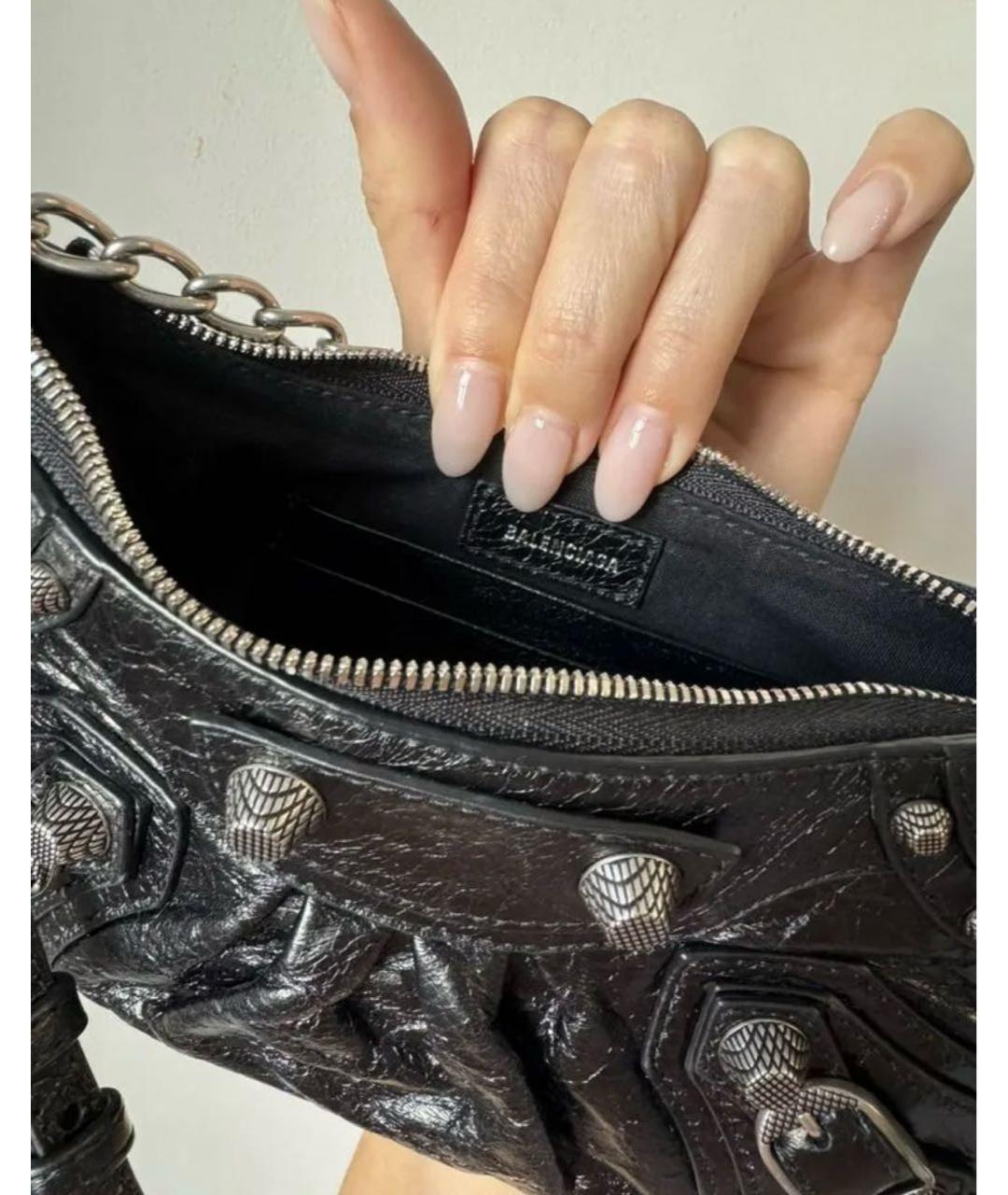 BALENCIAGA Черная кожаная сумка через плечо, фото 4