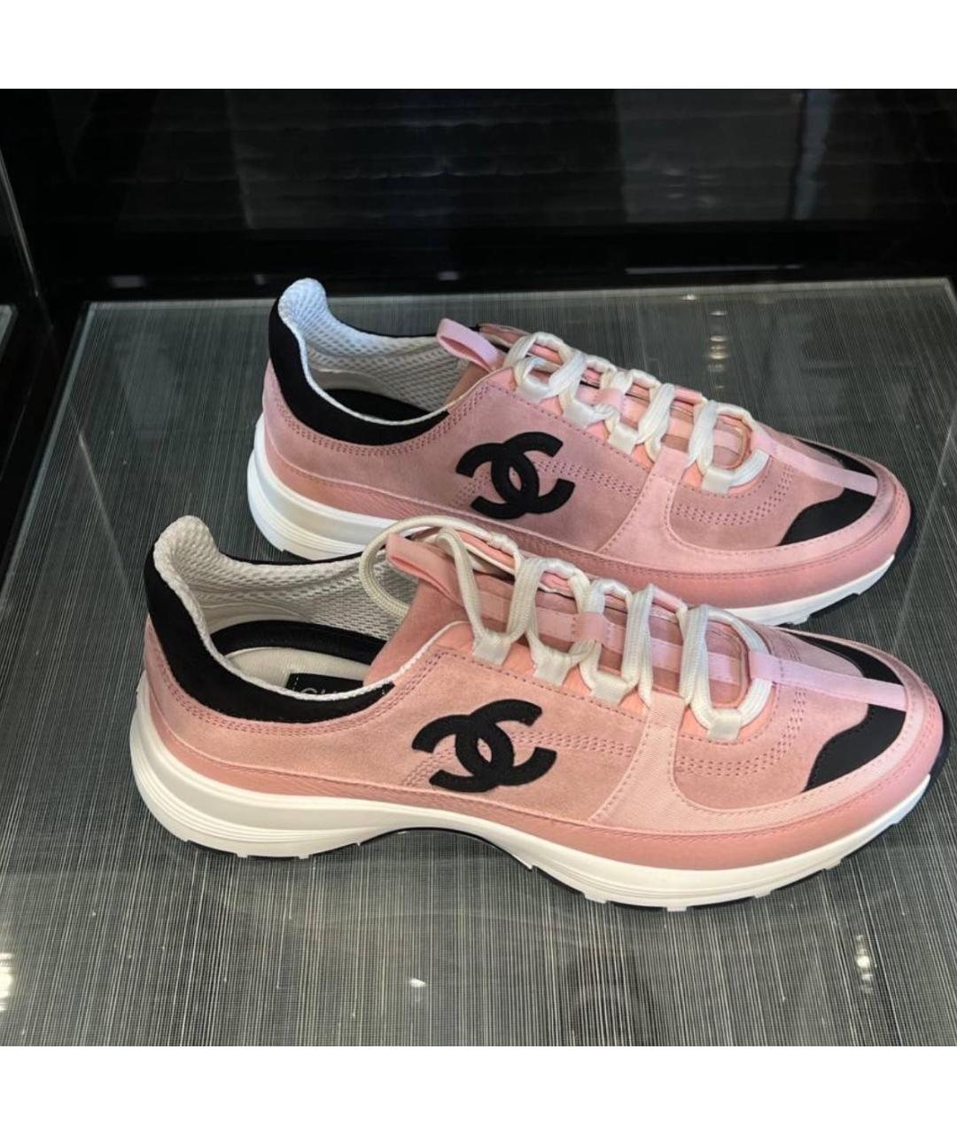 CHANEL Розовые замшевые кеды, фото 3