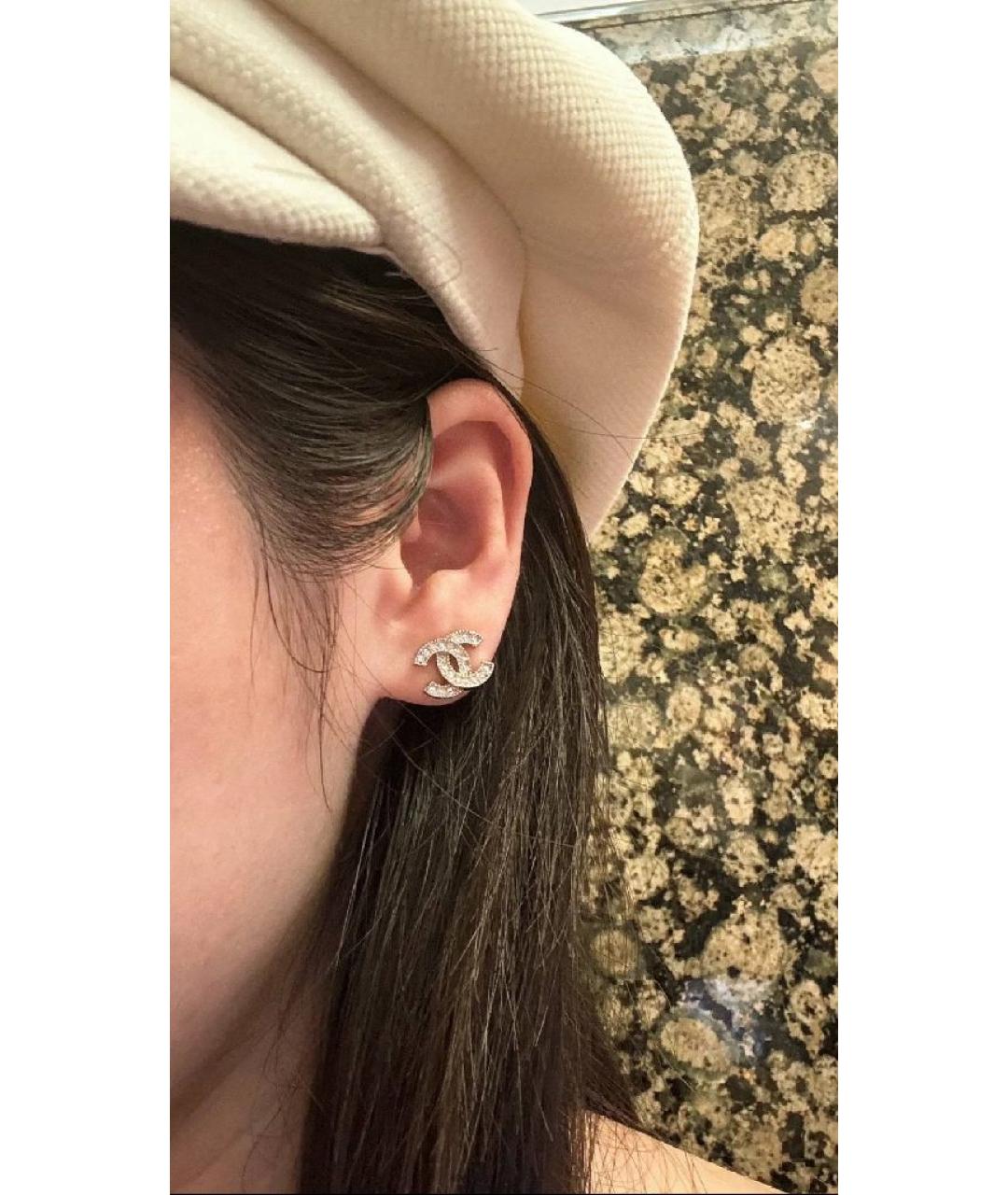 CHANEL Золотые металлические серьги, фото 4