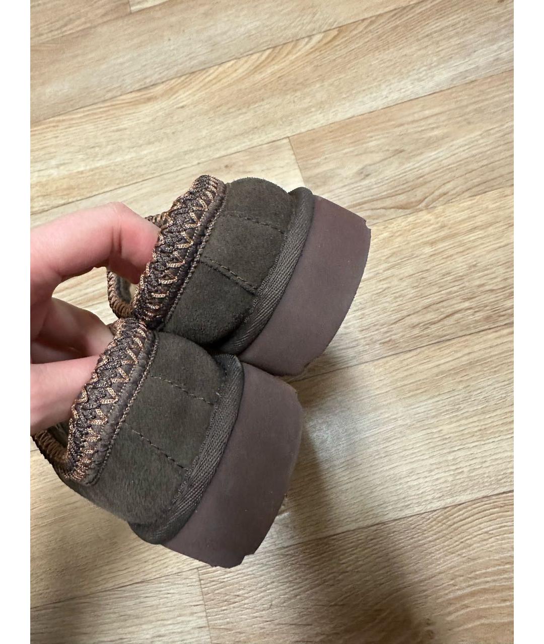 UGG AUSTRALIA Коричневые замшевые сабо, фото 5