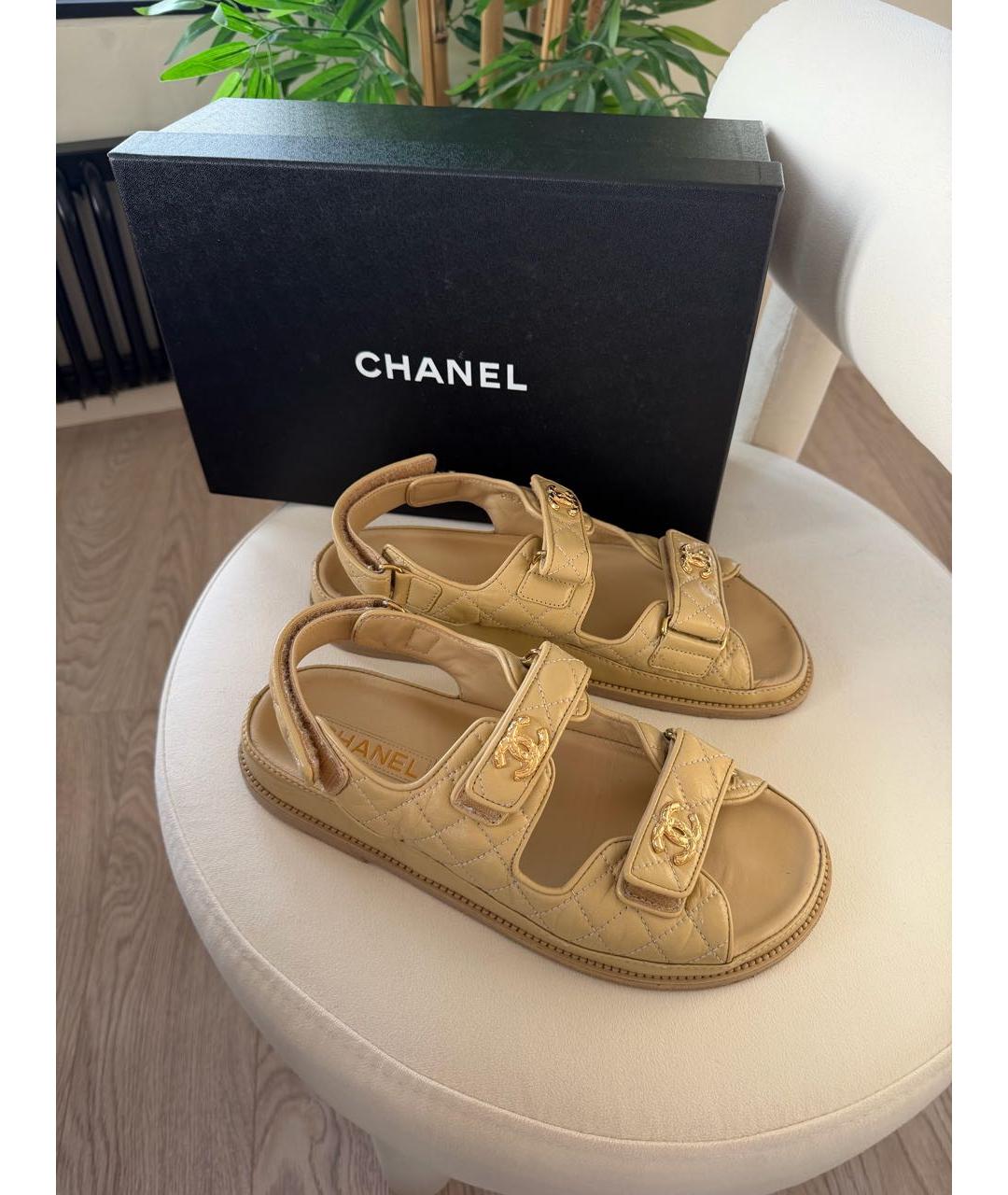 CHANEL Бежевые кожаные сандалии, фото 7
