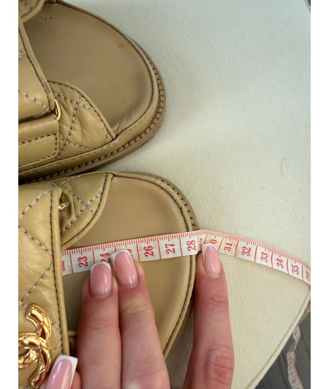 CHANEL Бежевые кожаные сандалии, фото 6