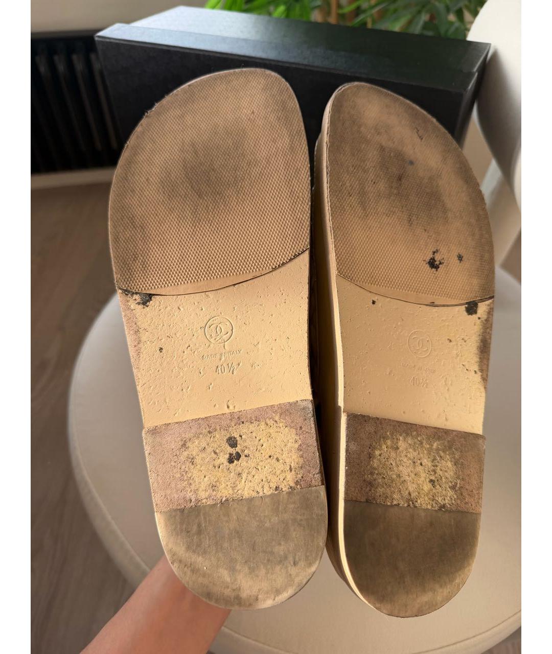 CHANEL Бежевые кожаные сандалии, фото 2