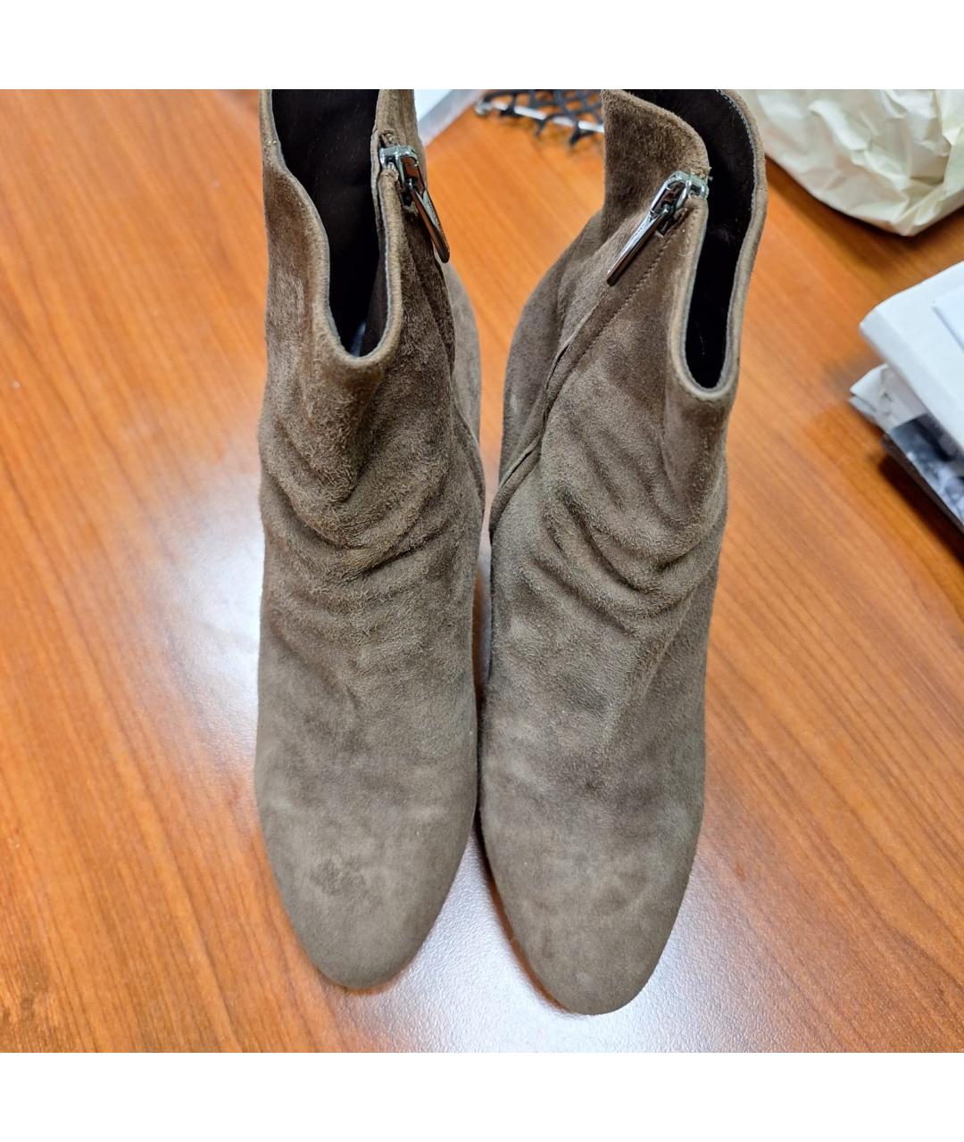 GIANVITO ROSSI Коричневые замшевые ботильоны, фото 3