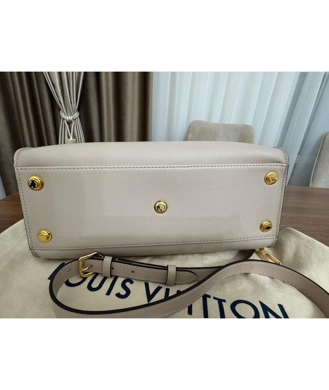 LOUIS VUITTON Бежевая кожаная сумка тоут, фото 6
