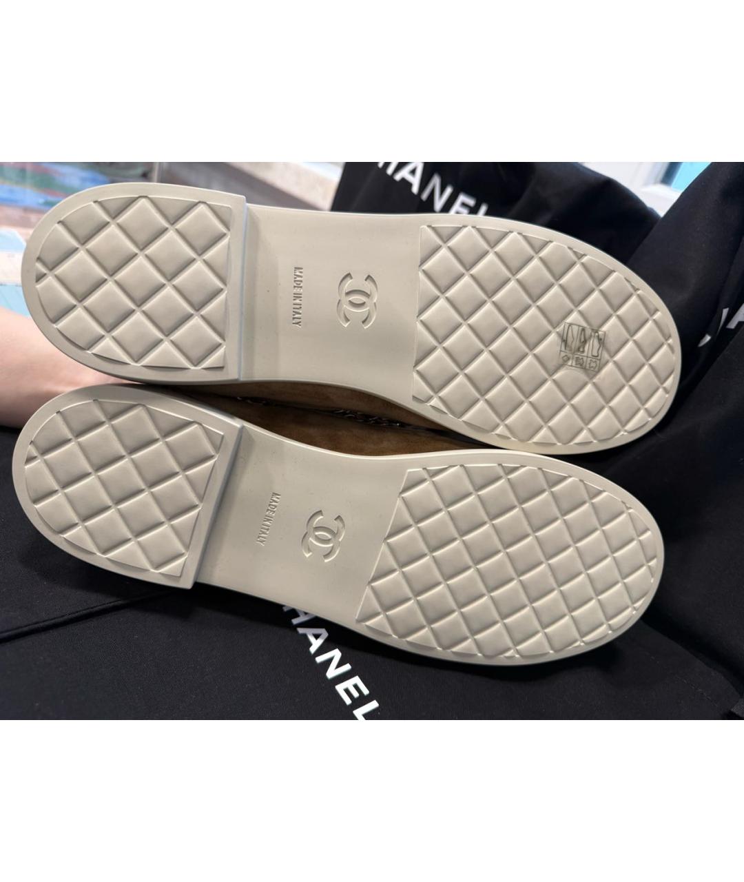 CHANEL Бежевые замшевые лоферы, фото 4