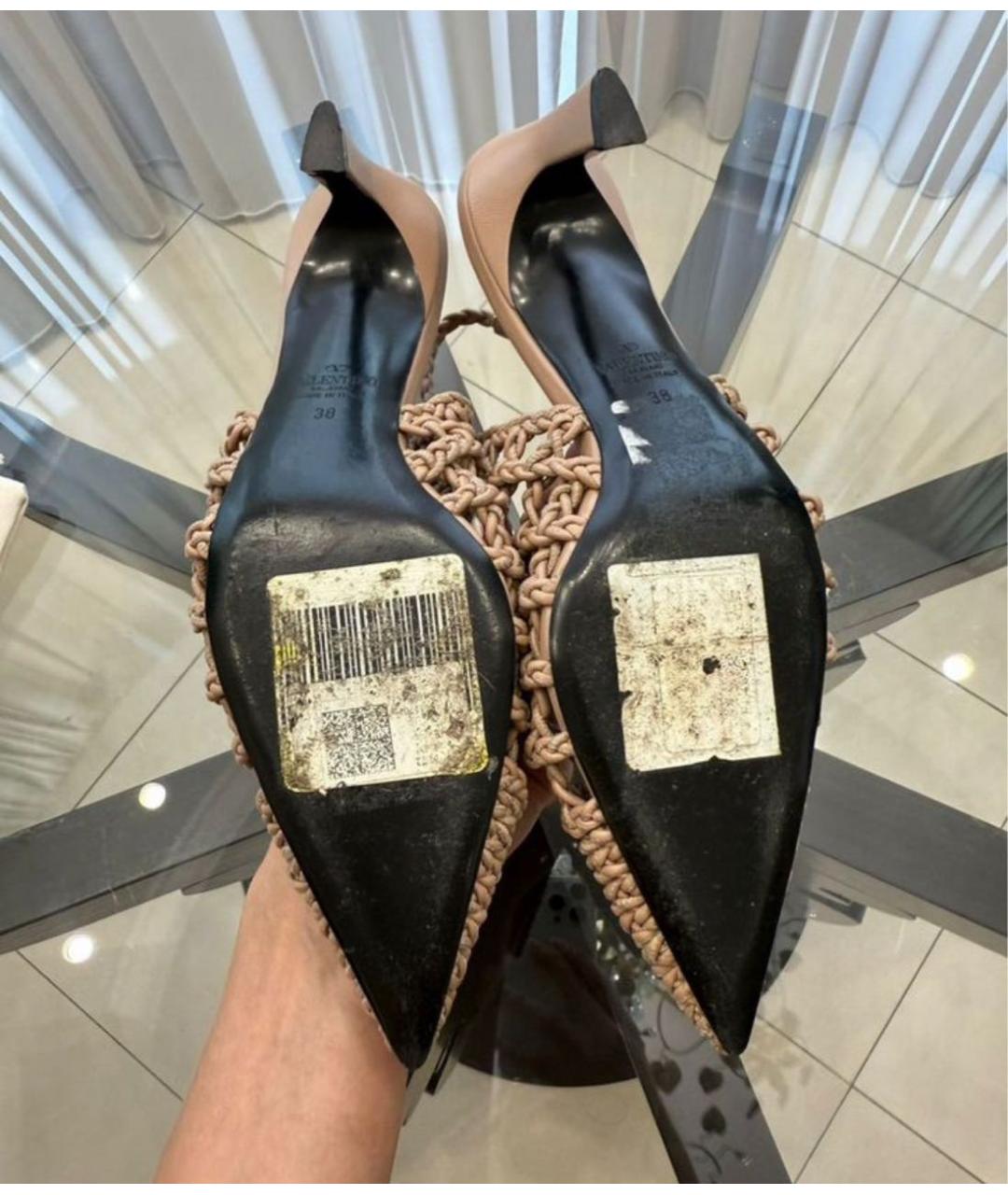 VALENTINO Бежевые кожаные босоножки, фото 7