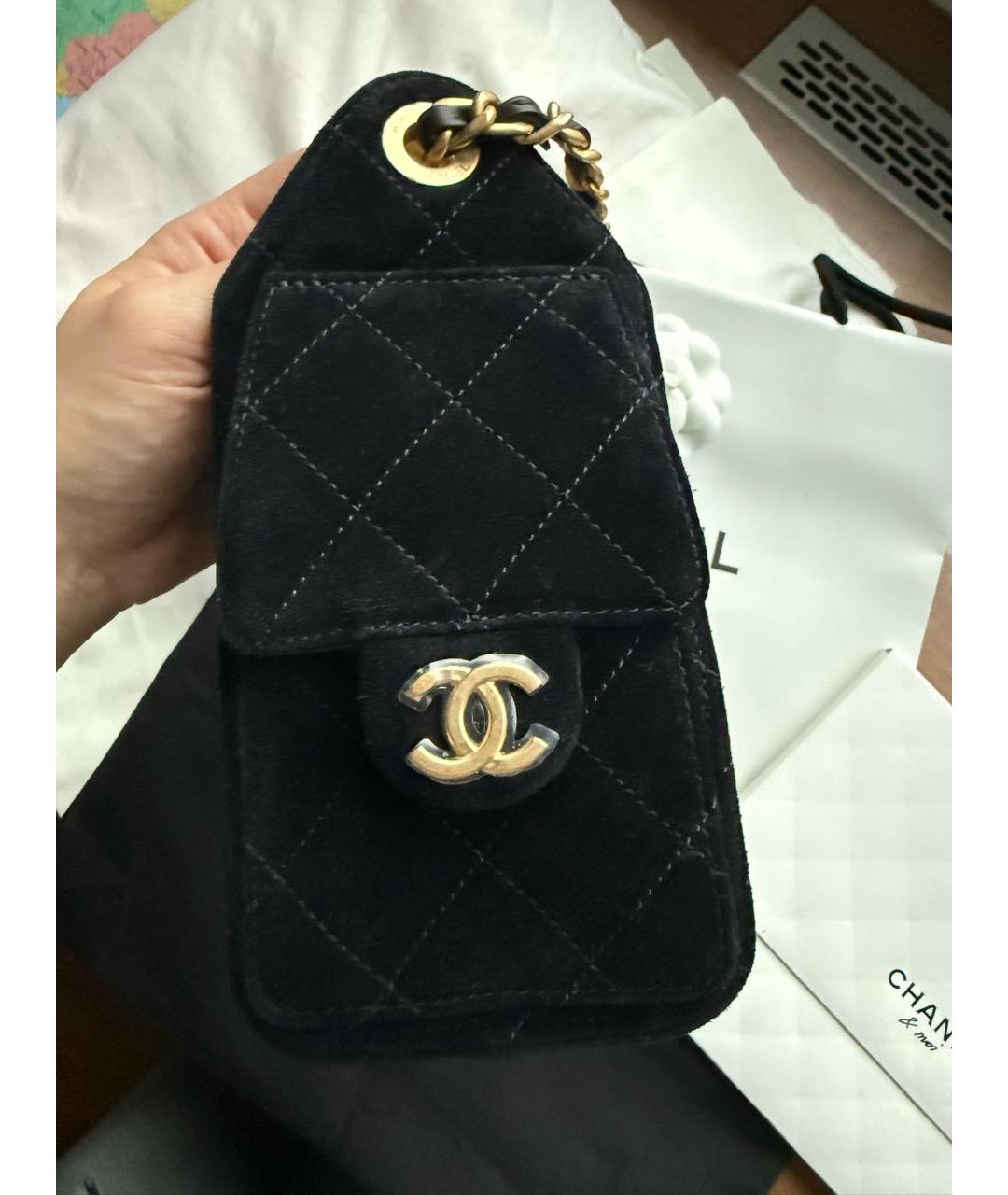 CHANEL Черная замшевая сумка с короткими ручками, фото 5
