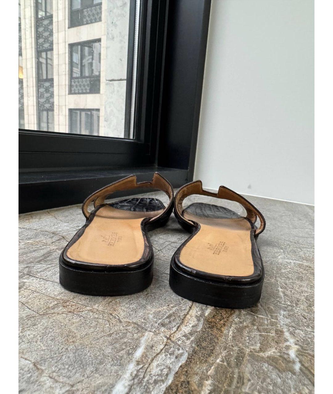 HERMES Черные шлепанцы из экзотической кожи, фото 4