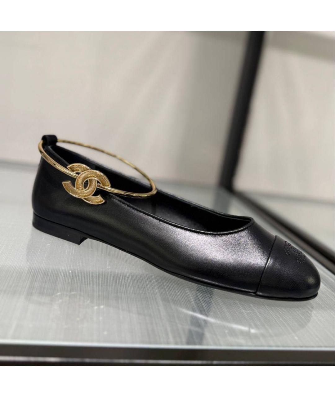 CHANEL Черные кожаные балетки, фото 3