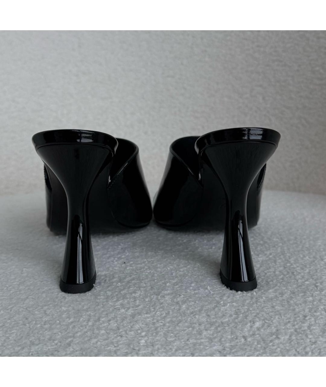 CHANEL Черные мюли из лакированной кожи, фото 4
