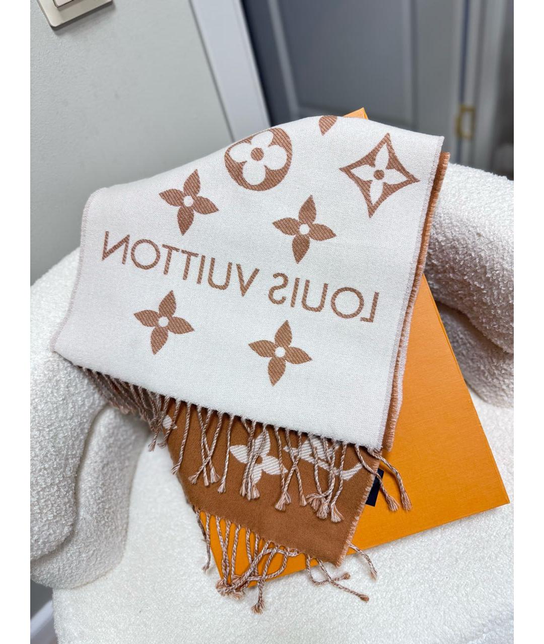 LOUIS VUITTON Коричневый шерстяной шарф, фото 3