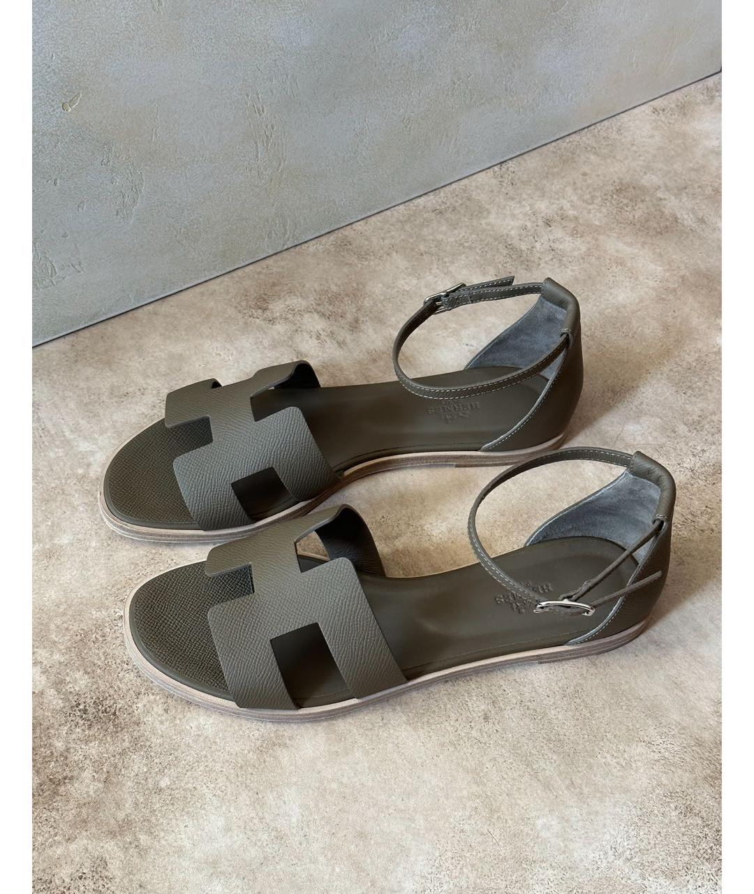 HERMES Серые кожаные сандалии, фото 2