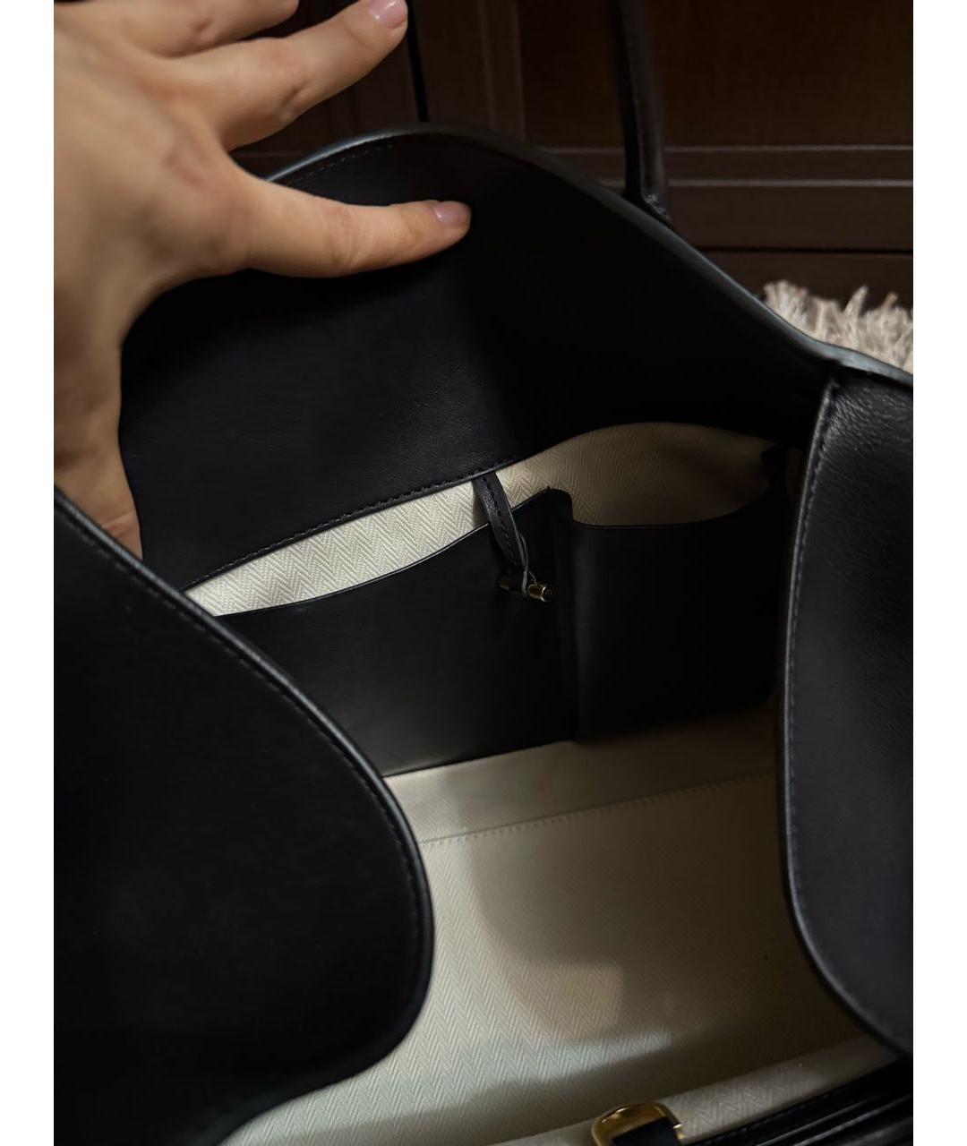 THE ROW Черная кожаная сумка с короткими ручками, фото 8