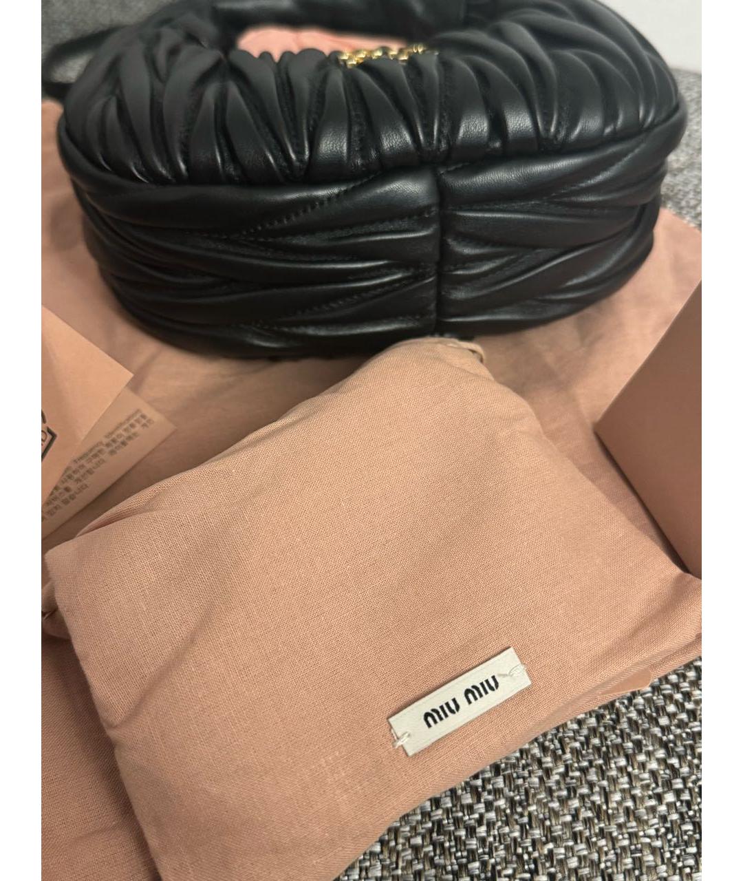 MIU MIU Черная кожаная сумка с короткими ручками, фото 5