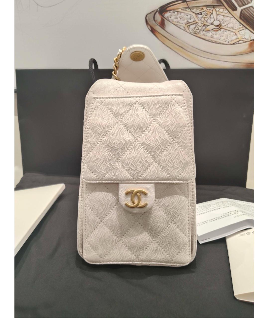 CHANEL Белая кожаная сумка через плечо, фото 4