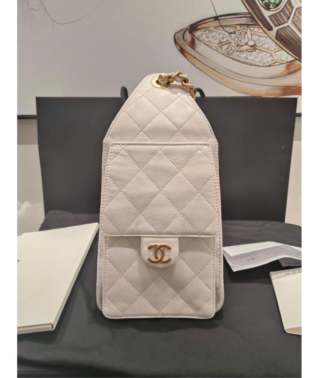 CHANEL Белая кожаная сумка через плечо, фото 3