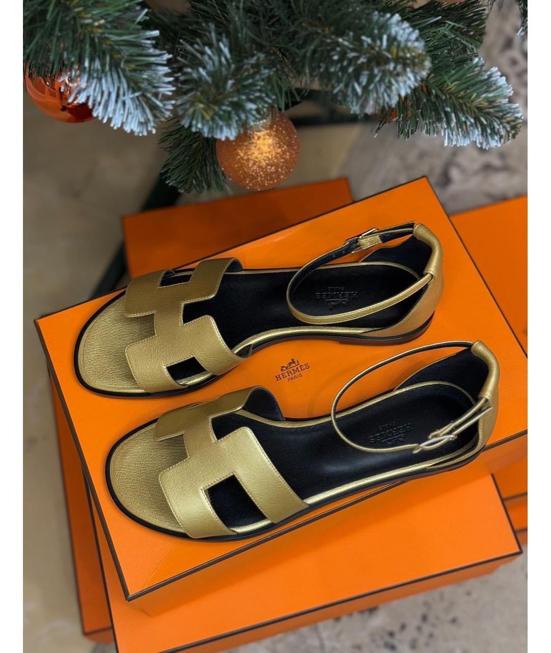 HERMES Золотые кожаные сандалии, фото 2