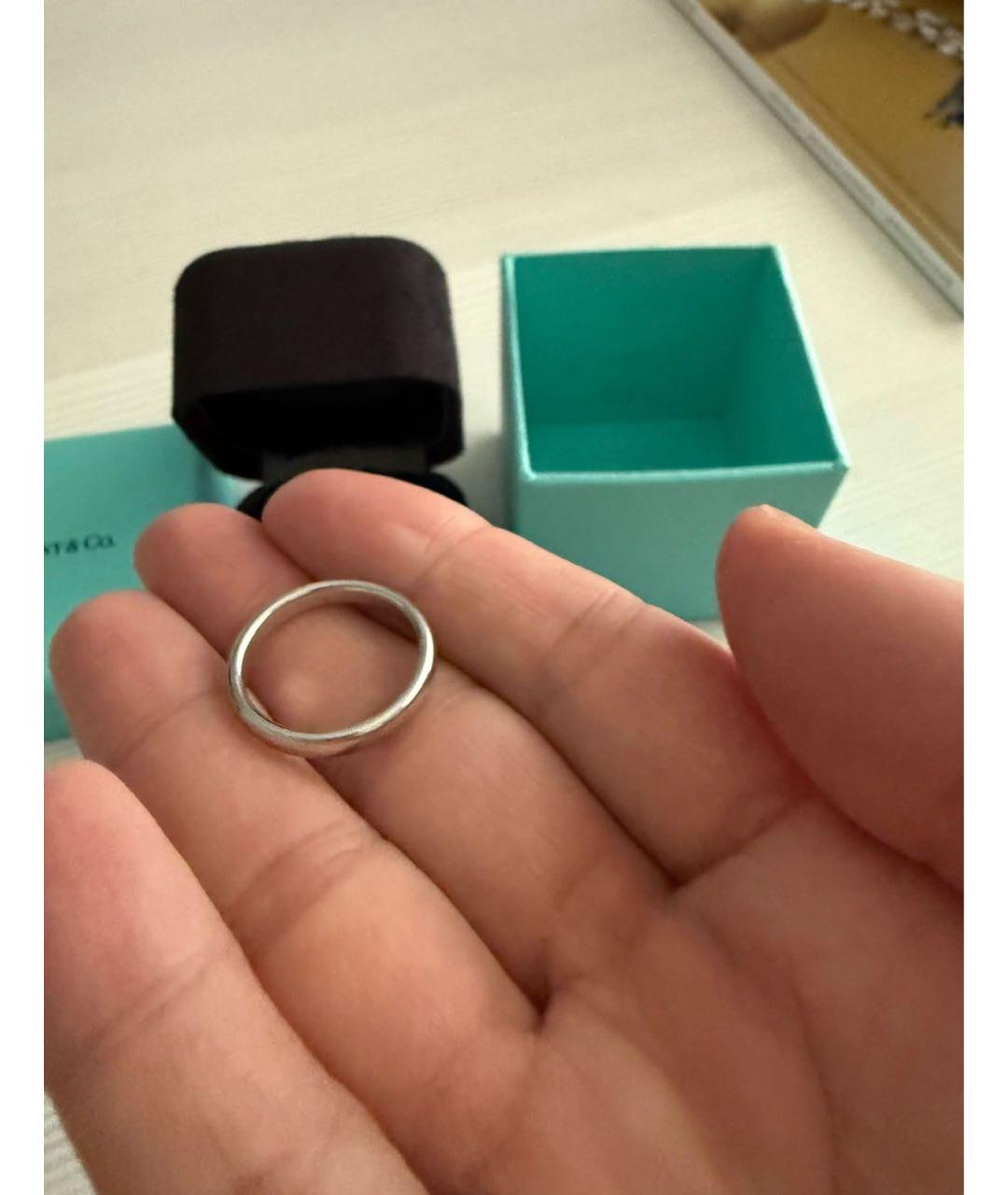 TIFFANY&CO Белое платиновое кольцо, фото 5