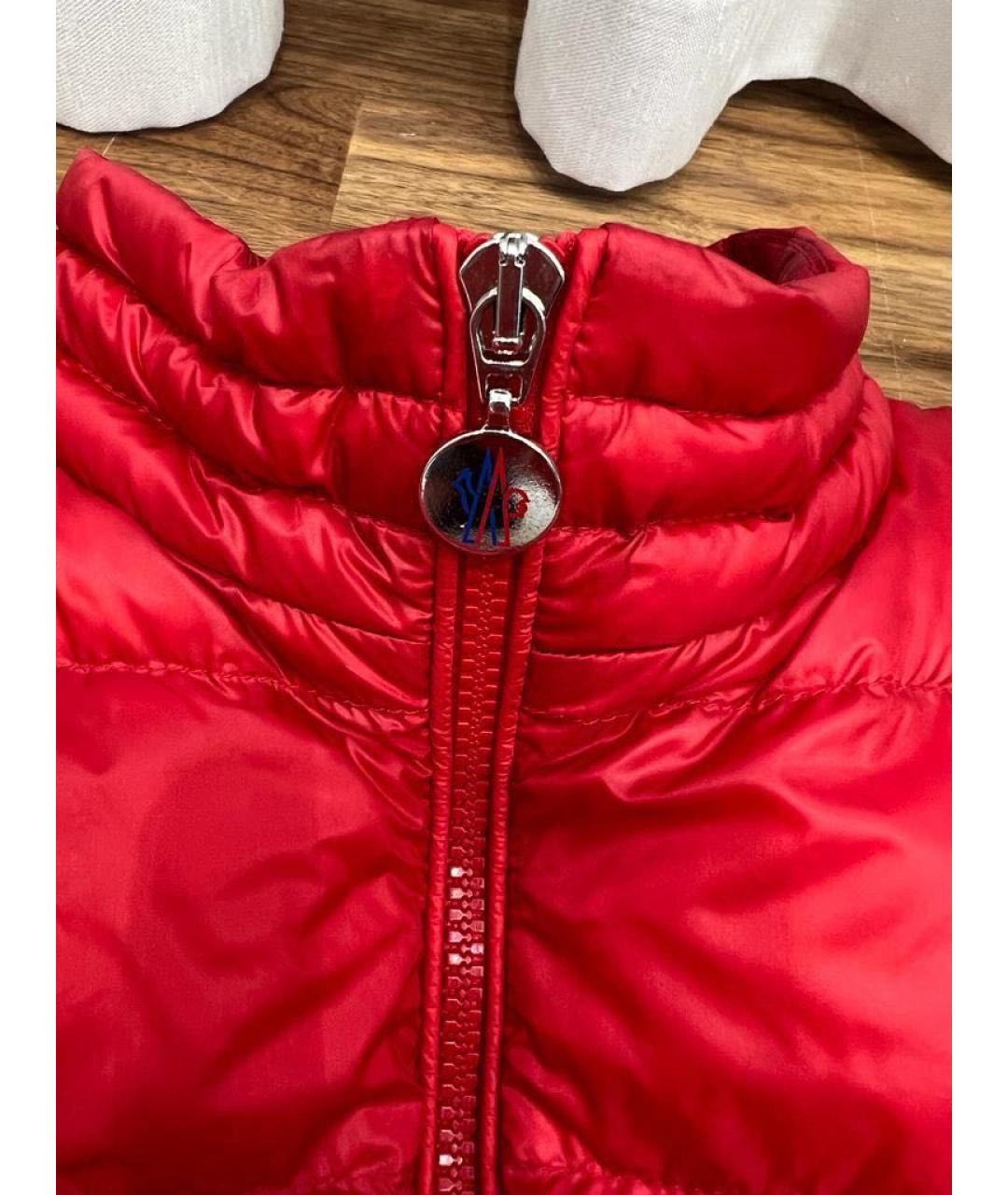 MONCLER Красный полиамидовый пуховик, фото 4