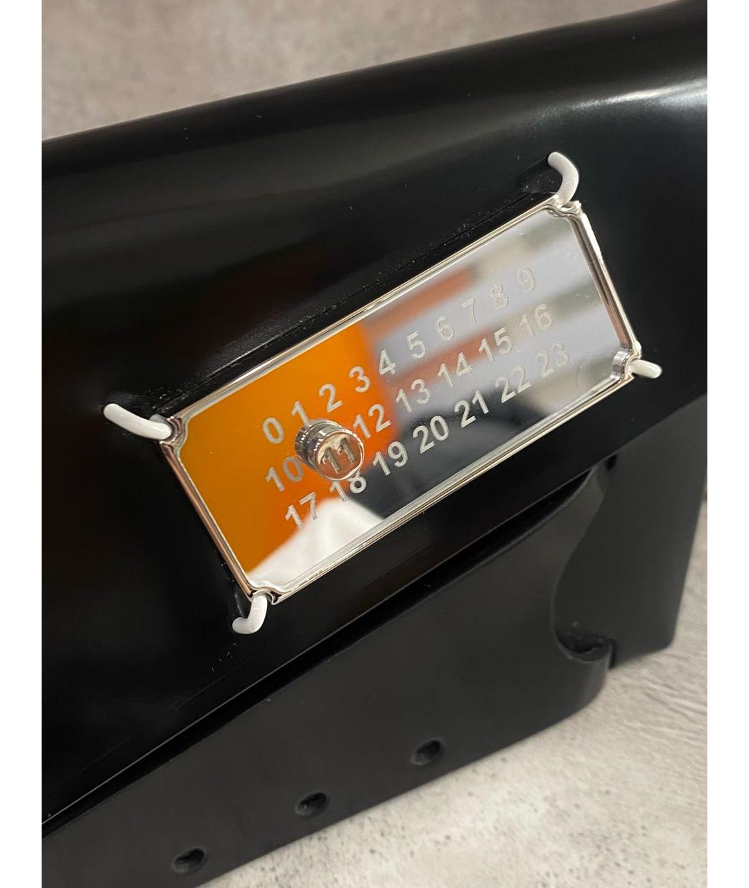 MAISON MARGIELA Черная кожаная сумка на плечо, фото 7