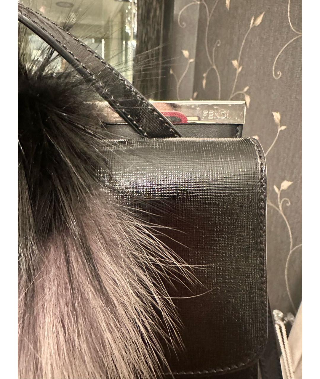 FENDI Черная сумка с короткими ручками из лакированной кожи, фото 5