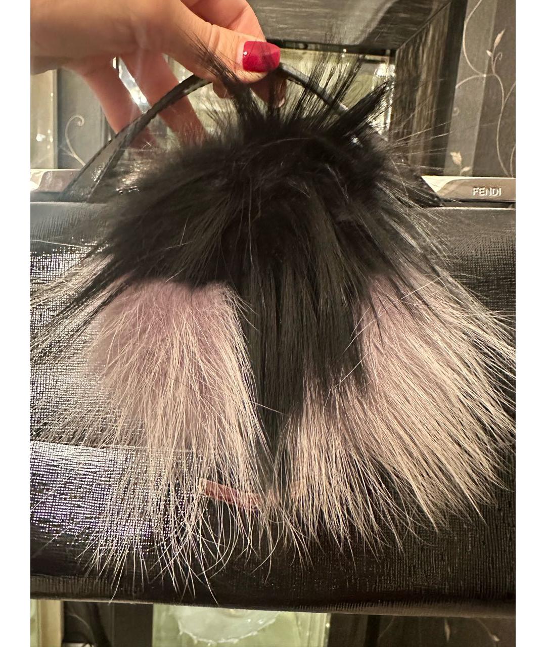 FENDI Черная сумка с короткими ручками из лакированной кожи, фото 4