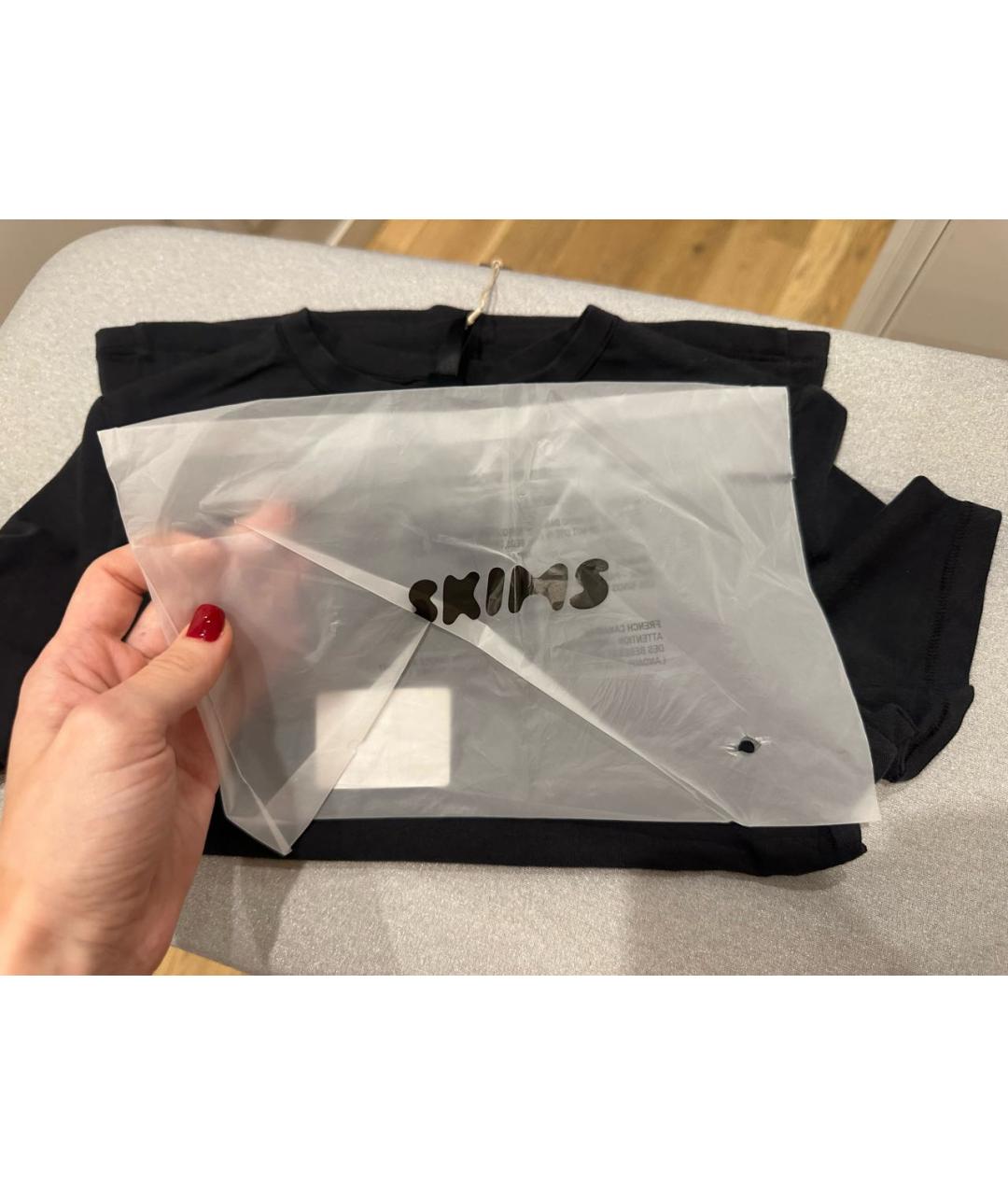 SKIMS Черная хлопковая футболка, фото 4