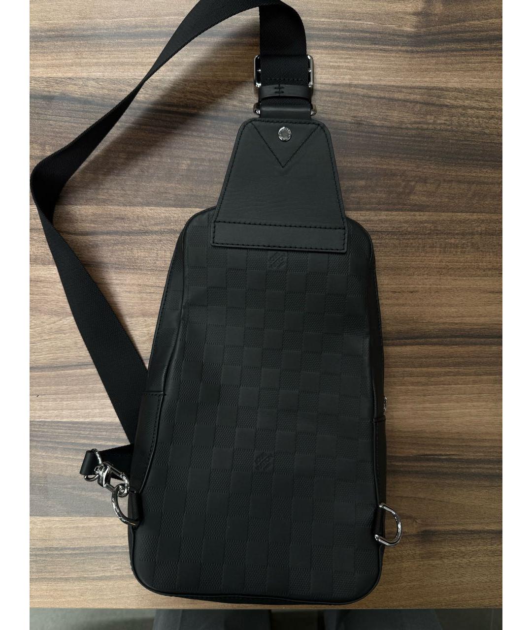 LOUIS VUITTON Черная кожаная сумка на плечо, фото 2