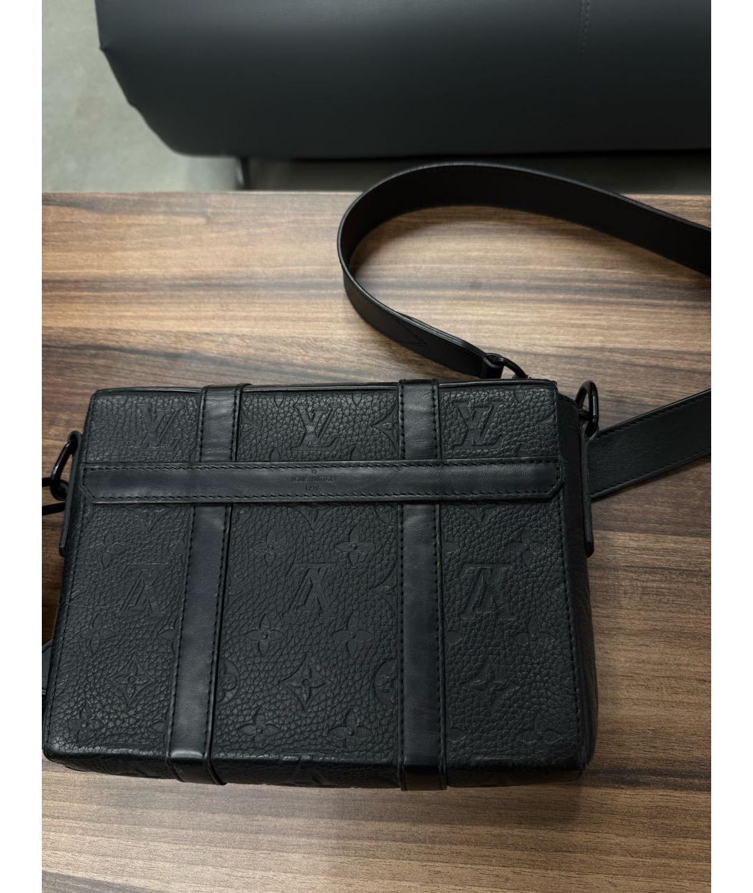 LOUIS VUITTON Черная кожаная сумка на плечо, фото 2