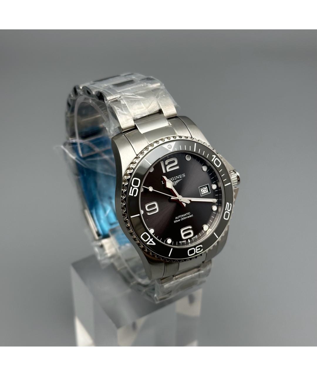 LONGINES Черные металлические часы, фото 2