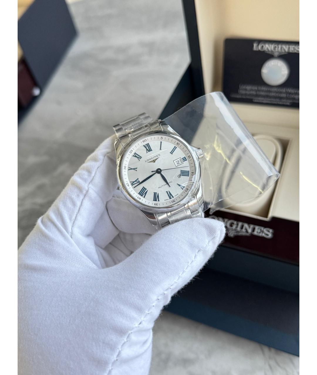 LONGINES Белые металлические часы, фото 4