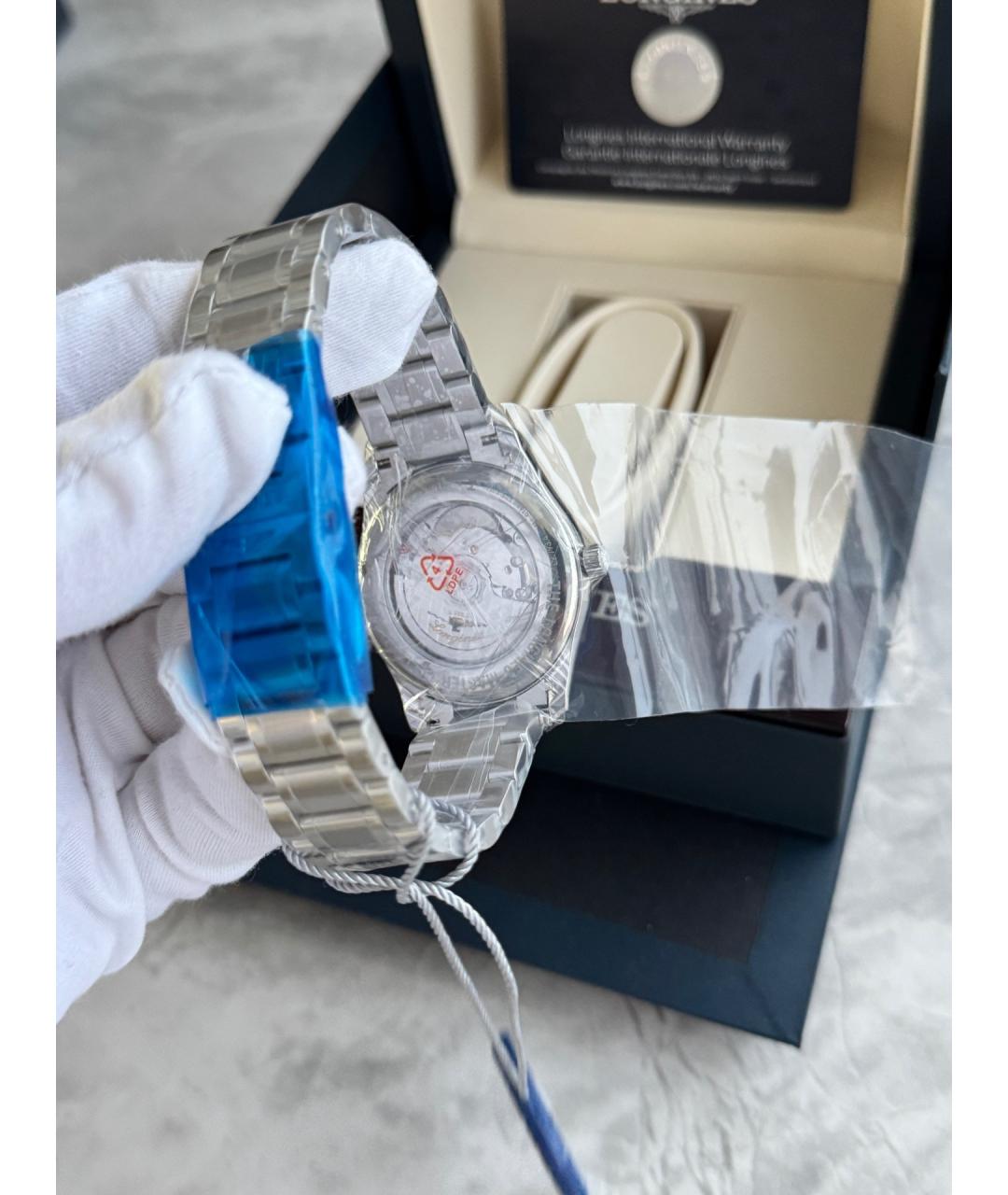 LONGINES Белые металлические часы, фото 6