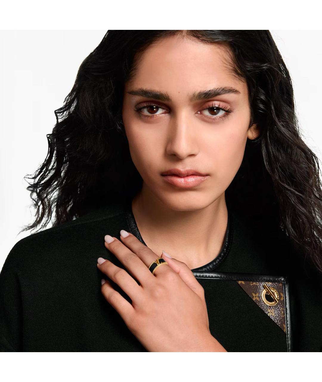 LOUIS VUITTON Черное металлическое кольцо, фото 3