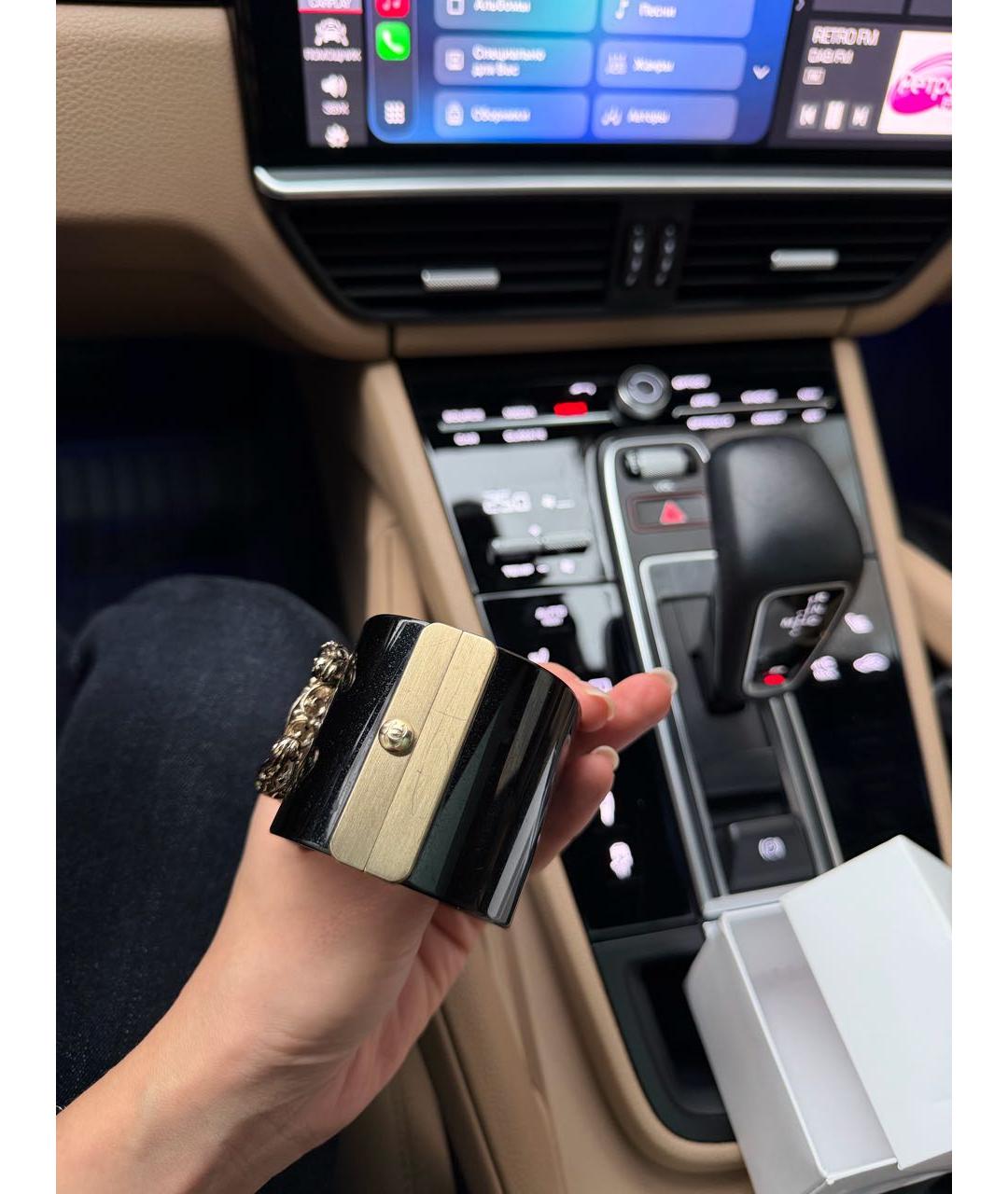 CHANEL Черный пластиковый браслет, фото 3