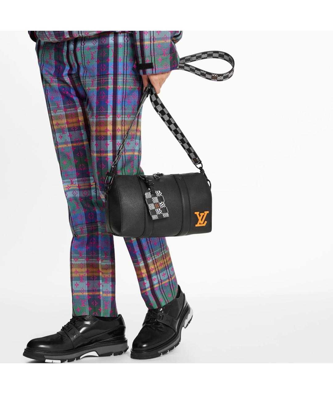 LOUIS VUITTON Черная кожаная сумка на плечо, фото 6