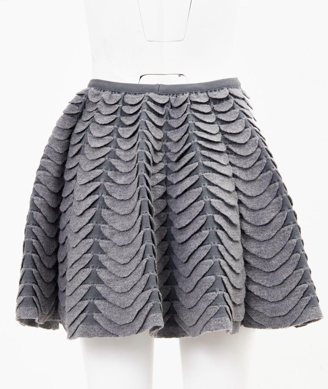 ALAIA Серая шелковая юбка мини, фото 2