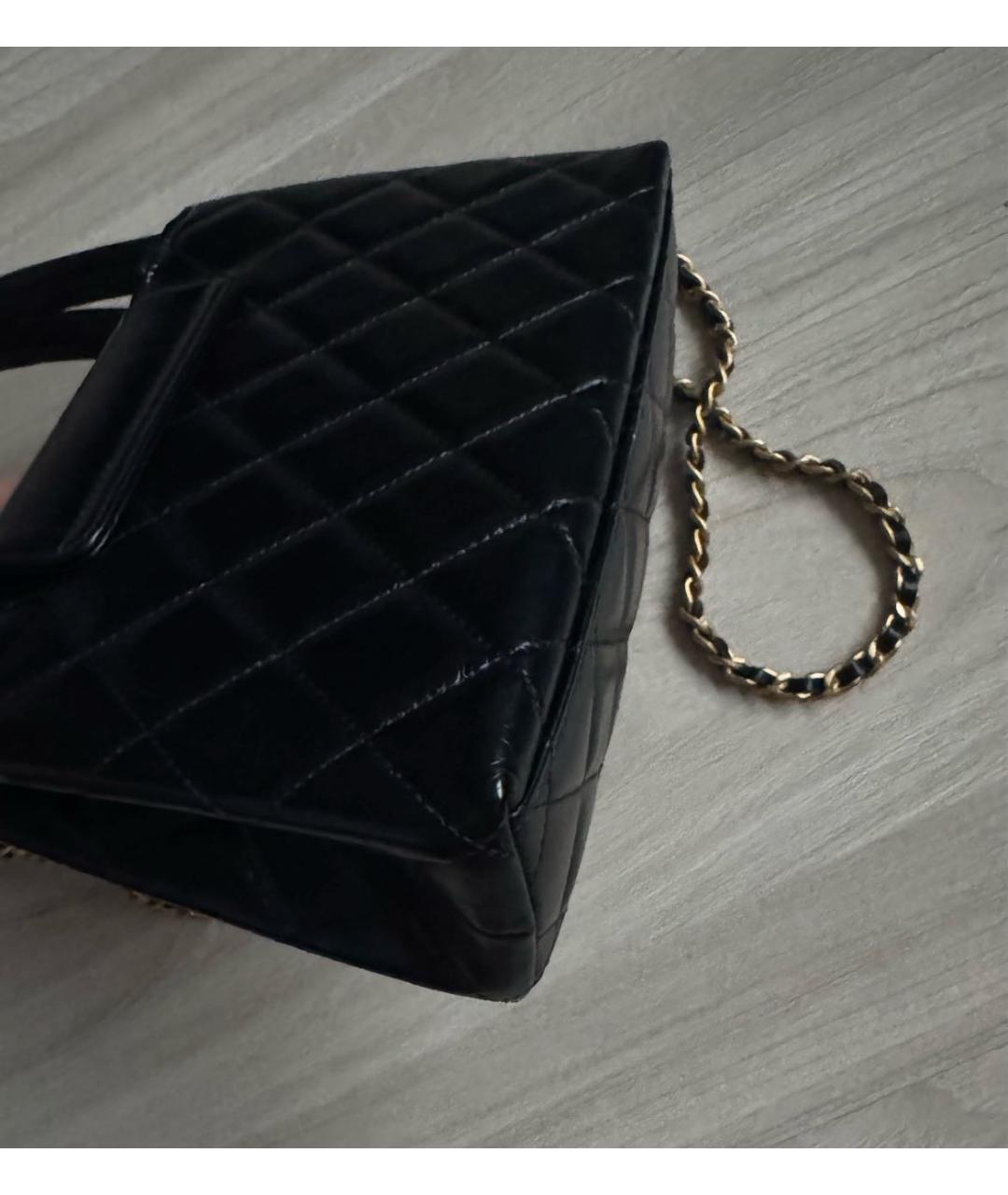 CHANEL Черная кожаная сумка с короткими ручками, фото 4