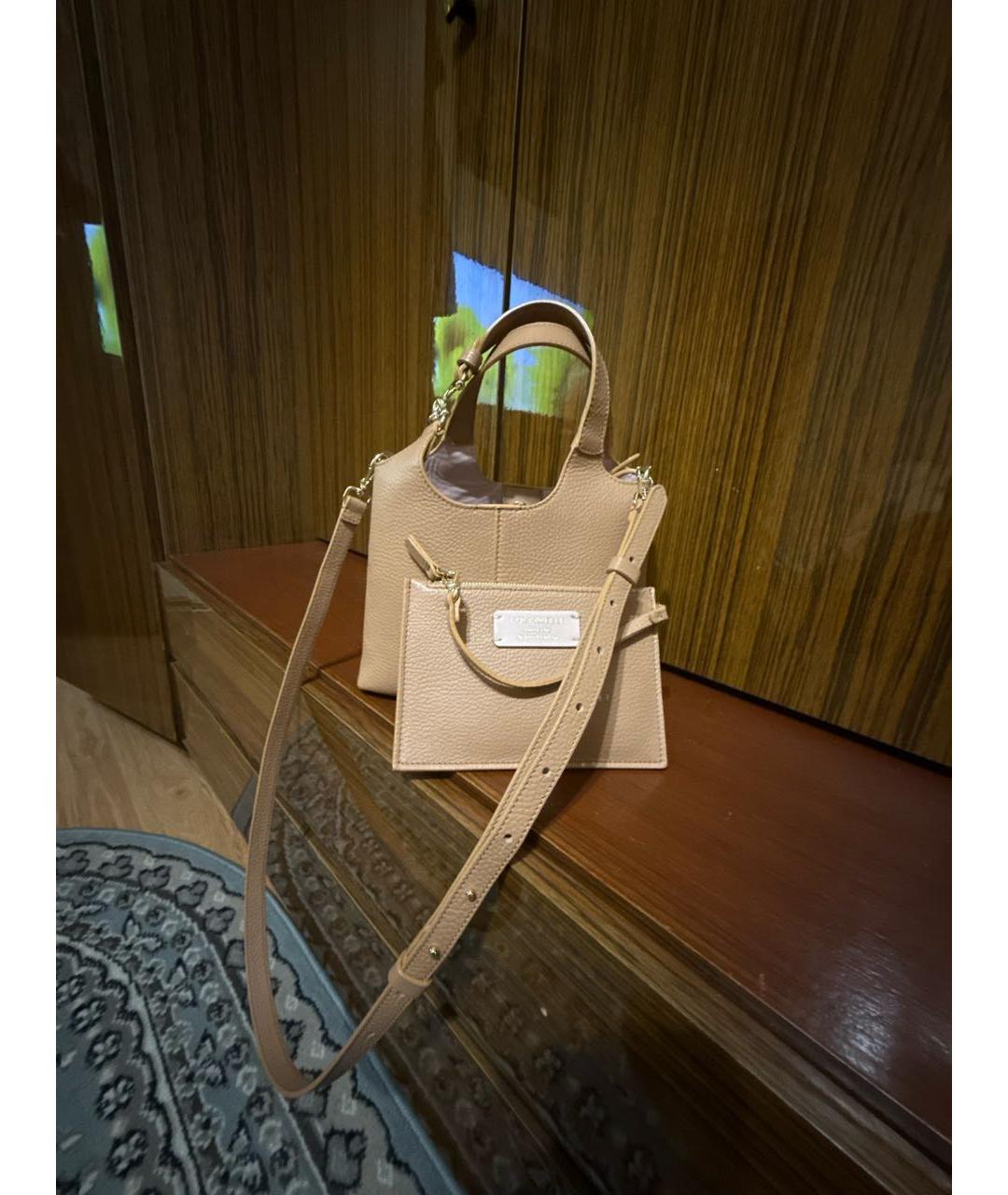 COCCINELLE Коричневая кожаная сумка с короткими ручками, фото 4